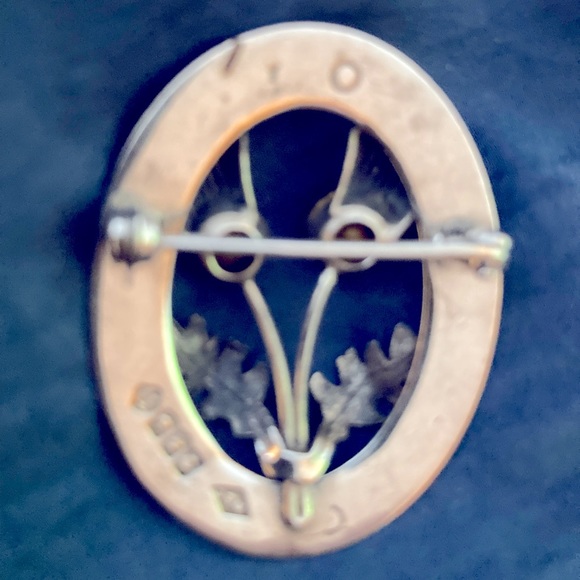 Vintage Traditional Scottish Thistle 1950s Brooch Silver and Amethyst - Picture 2 of 2